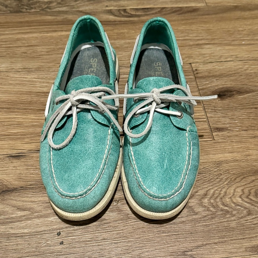 Turquoise Leather Sperrys M8.5